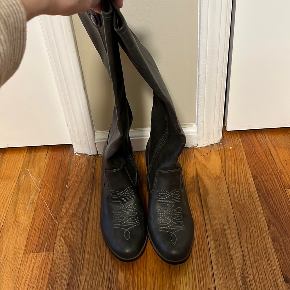 Cowboy boots